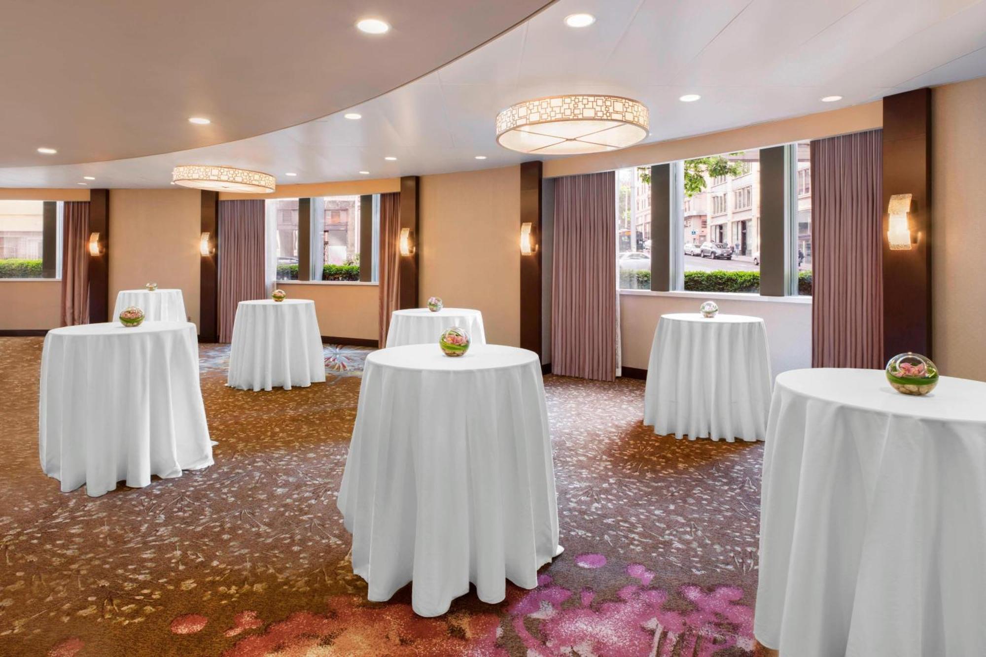 Отель The Westin Сиэтл Экстерьер фото